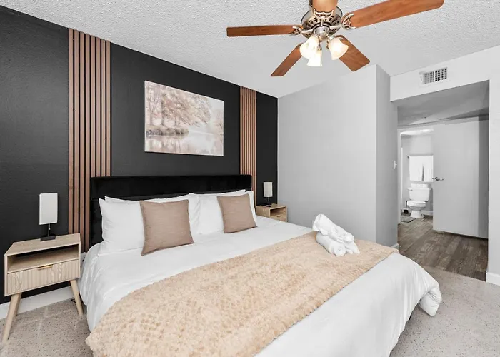 Apartment Hideaway Luxe Amenities Parking *