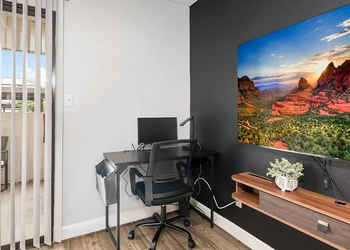 Hideaway Luxe Amenities Parking *