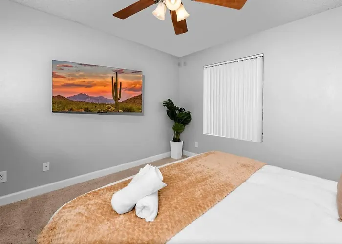 Hideaway Luxe Amenities Parking Apartment *